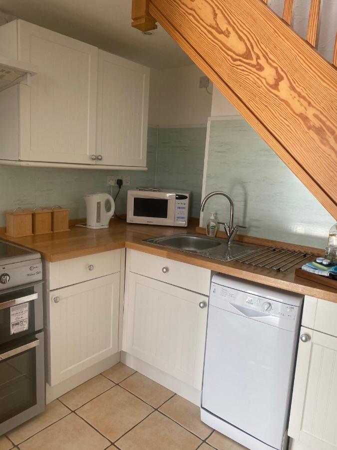 Upper Grippath Farm Holiday Cottages Newport  Esterno foto